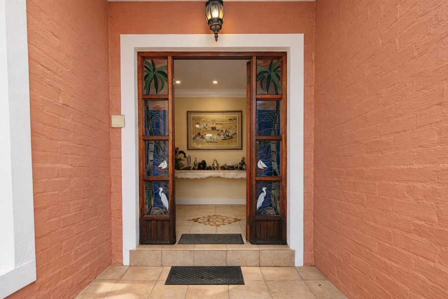 4 Bedroom Property for Sale in Caribbean Beach Club North West